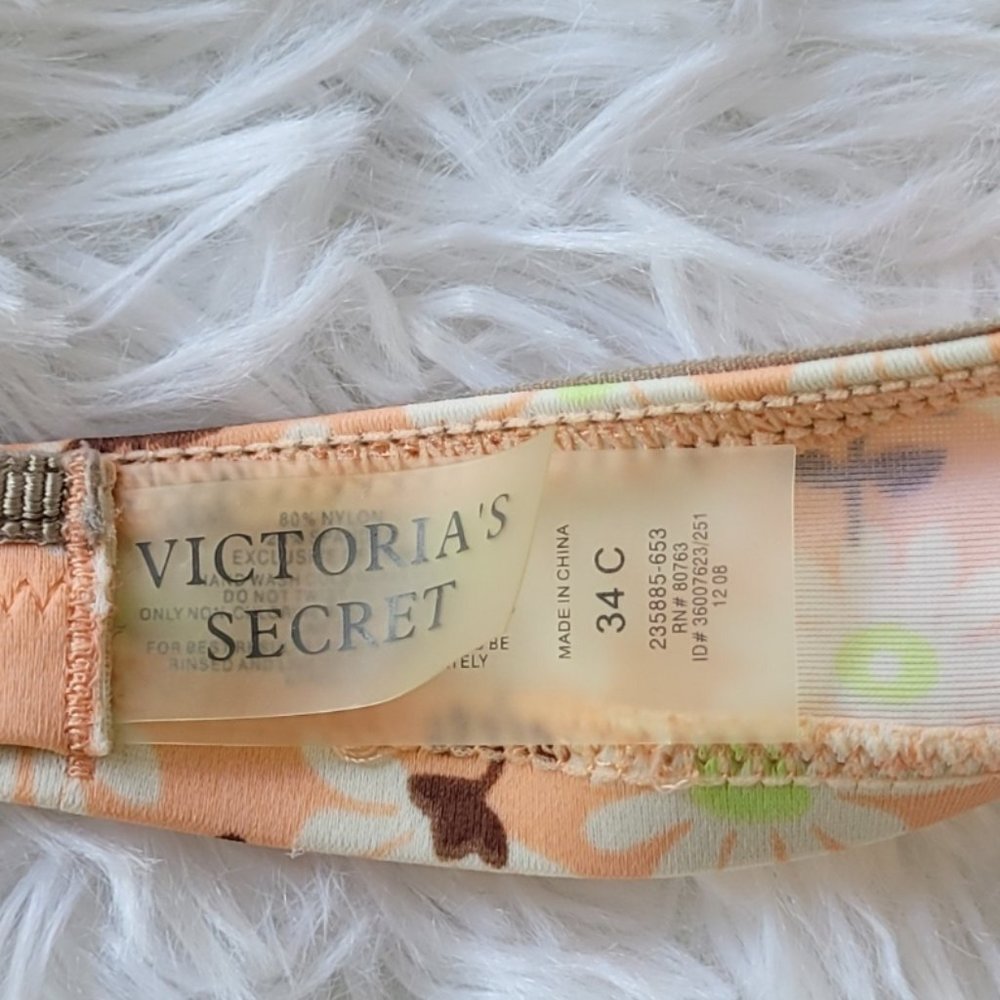 Victorias Secret Floral Bikini - Picture 5 of 8